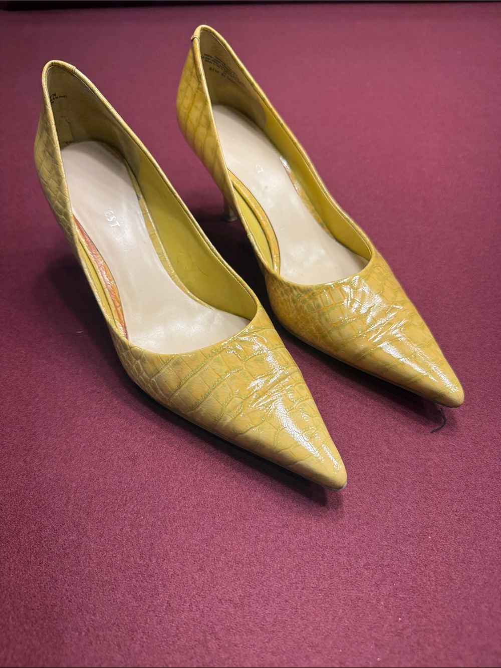 Nine West Yellow Croc-Embossed Pointed Toe Pump